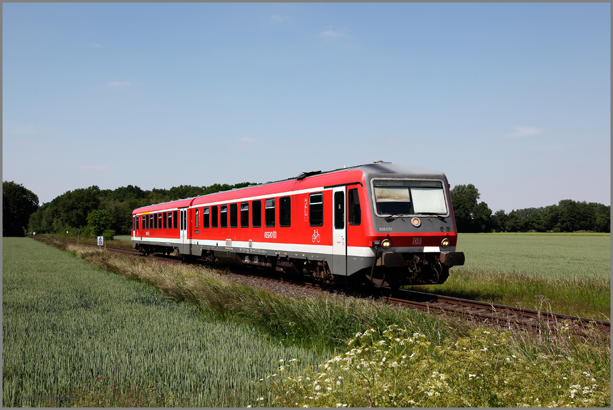 628 670